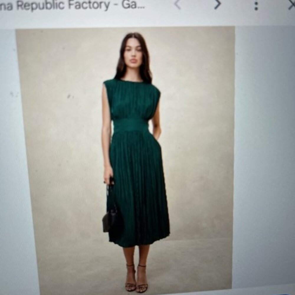 Emerald Green Pleated Midi Dress- Banana Republic - New w/Tags